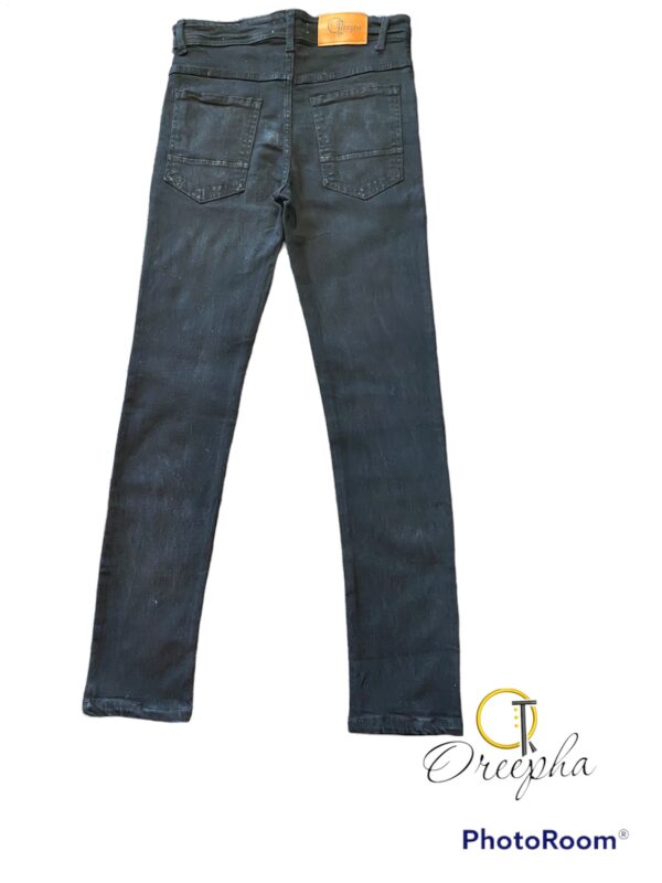 Man’s plain jeans